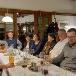 Gemütlicher Abend mit den Sängerinnen von Vokal Harmonie unter der Leitung von Matthias Steiner