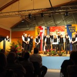 ... und weist auf die Liebe zur Heimat in den Liedern hin