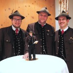 Eine würdige Ehrung für Obmann Ingolf Kaiser: Er wurde als Puppe verewigt.